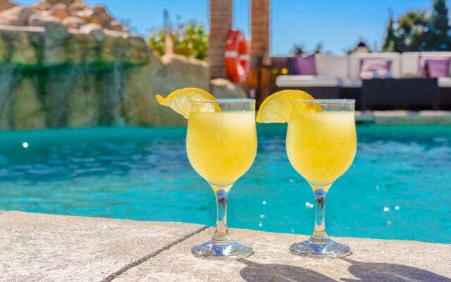 Casa Senorio del Olivar Mijas by Ruralidays