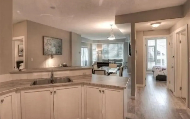 Sunset Waterfront Resort by DKRA