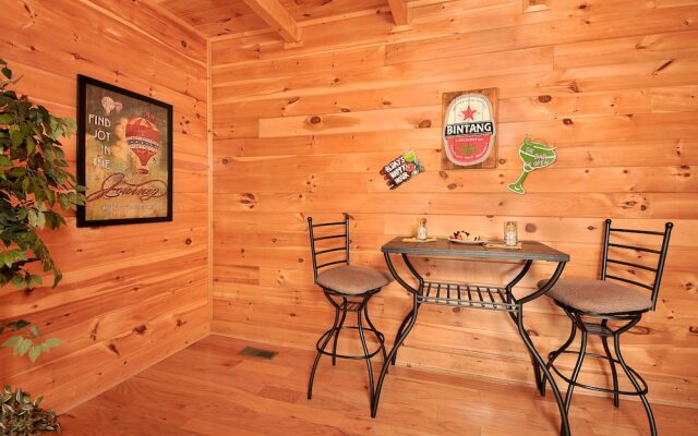 Almost Heaven - 4 Br cabin by RedAwning