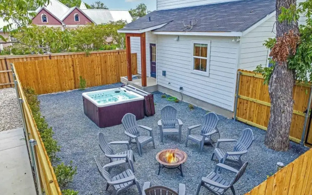 Southern Vine Sip and Stay Combo