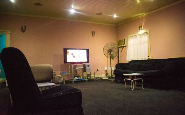 Whitehouse Exclusive Guest House