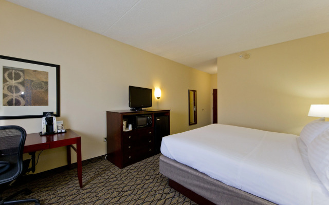 Holiday Inn Express Winchester South-Stephens City by IHG