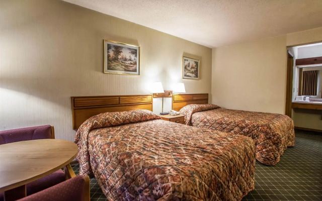Economy Inn & Suites