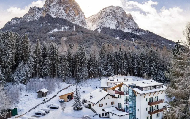 Hotel Waldrast Dolomiti