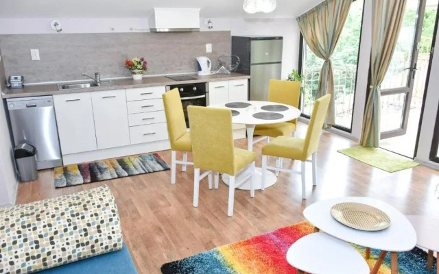 White Rose Family Hotel