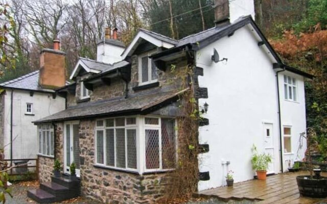 The Cottage, Coed Y Celyn
