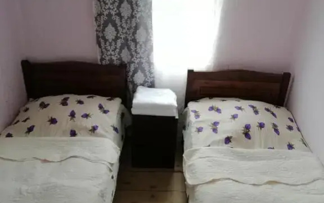 Chvibiani Guesthouse & Bar
