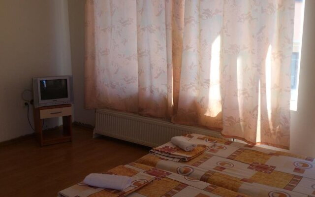 Guest house Eos