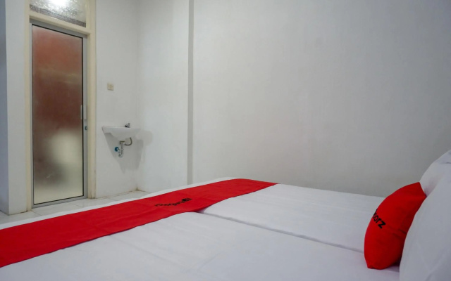 KoolKost Syariah near Universitas PGRI Semarang - Minimun Stay 6 Nights