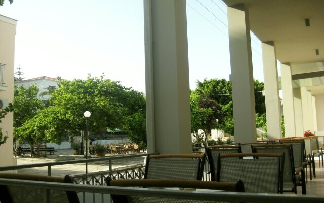 Achilles Hotel
