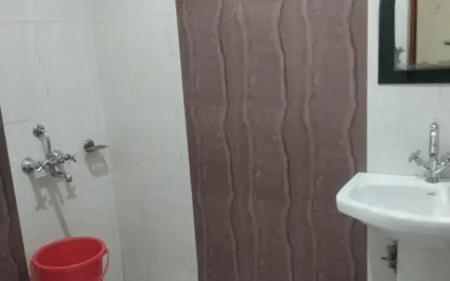 Bhagwan Guest House