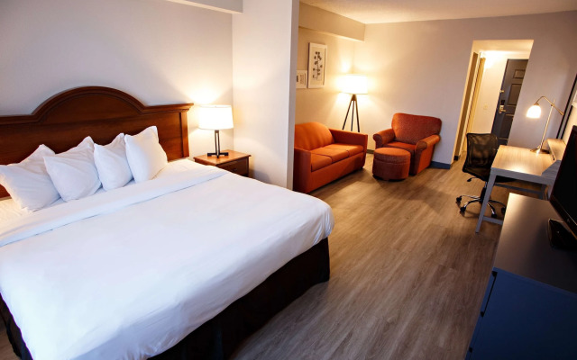 Country Inn & Suites by Radisson, Harrisburg West, PA