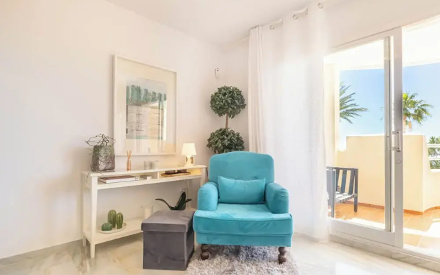 Calahonda Elegance With Pool And Sea View