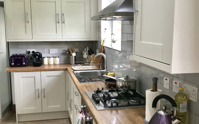 The Woodfarm Lodge - 3 Bedroom House