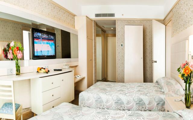 VONRESORT Golden Coast - All Inclusive