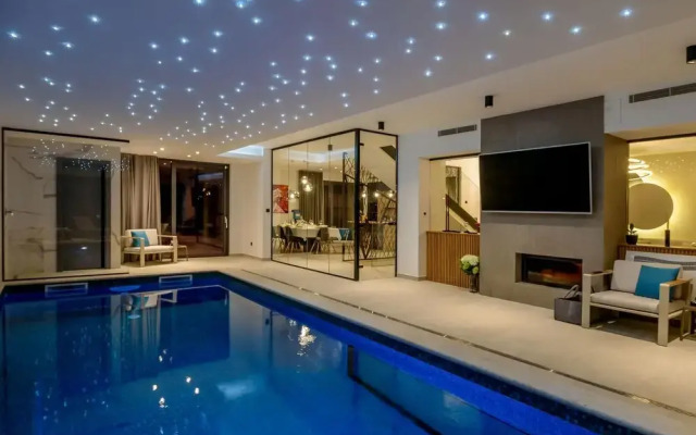 Villa Lucy Cherry CFH