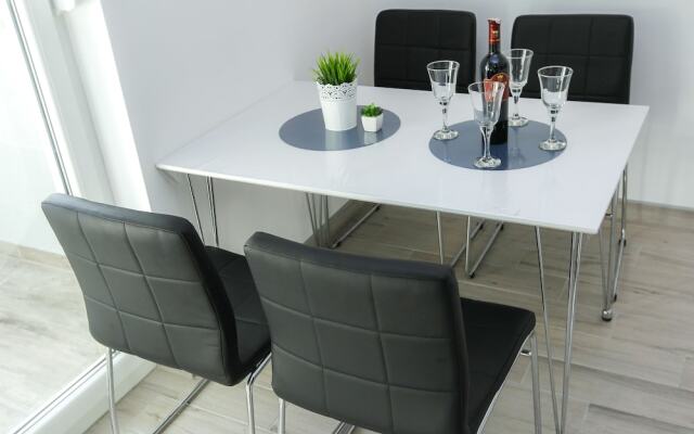 Pool Apartments Privilege