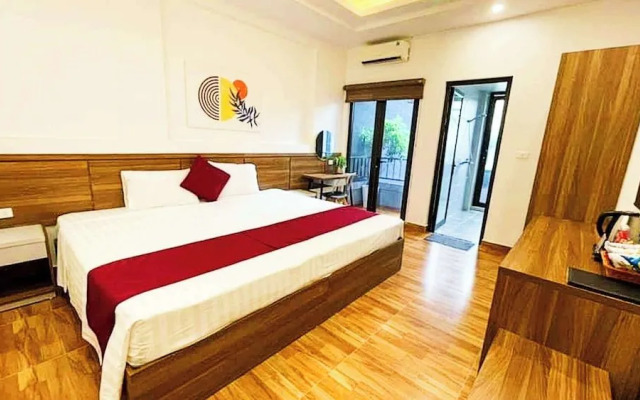 Bai Chay Panda Hotel