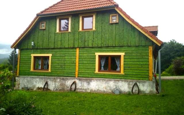 Spacious Holiday Home in Piechowice With Garden