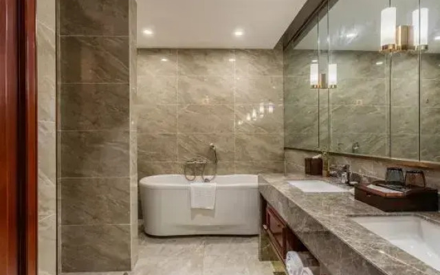 Jinlong International Hotel