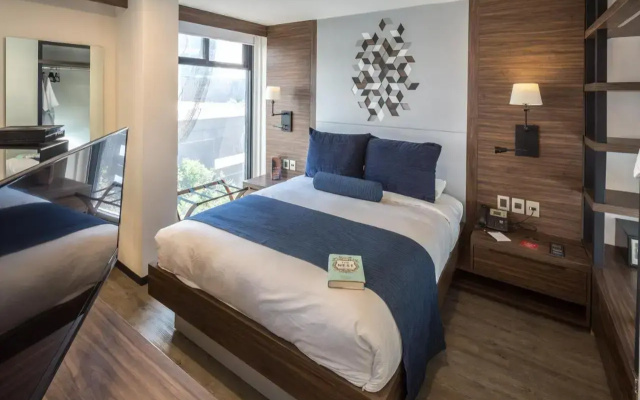 FlowSuites WTC