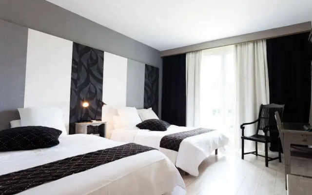 Les Aubuns Country Hôtel