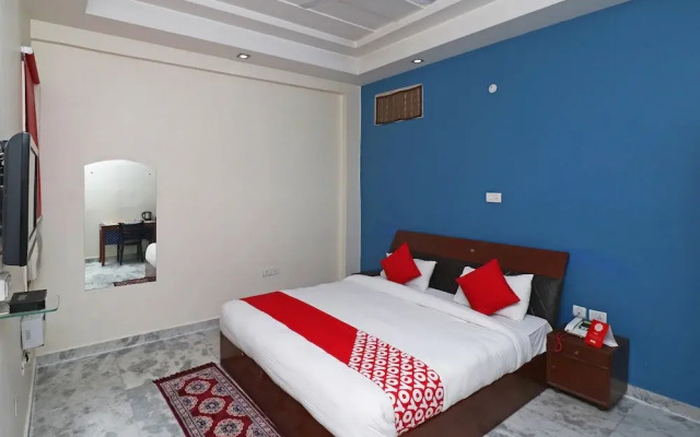 OYO 677 Tanvi Villa