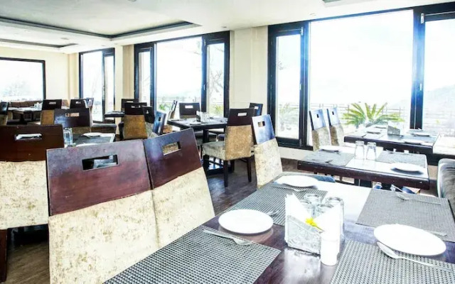 Hotel Patnitop Heights