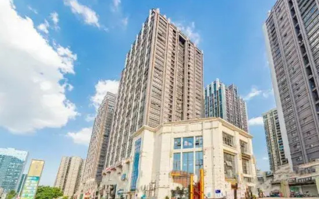 Vienna 3 Best Hotel (Chongqing Jiangbei Airport Sunac Central Plaza)