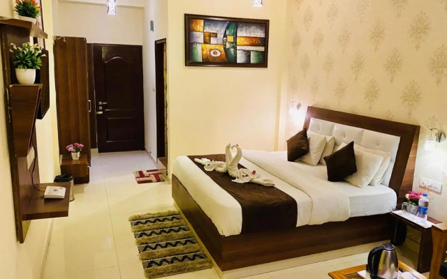 Hotel Nature's Feast