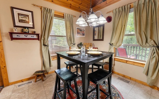 3 Bears One-Level Open Floor Plan Cabin with Pool Table by RedAwning