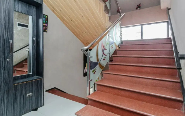 Oyo 29350 Krupa Lodging
