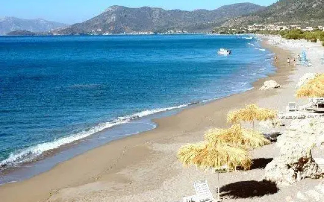 Kostas Apartments