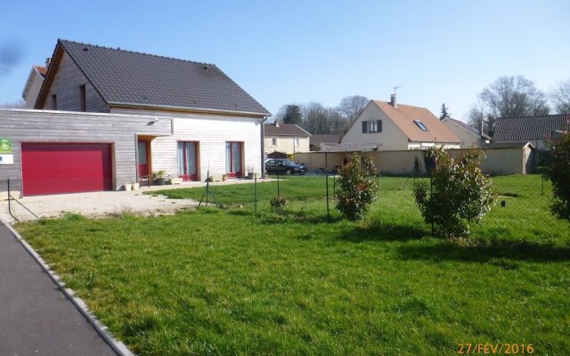 House With 4 Bedrooms in Val-de-vesle, With Furnished Garden and Wifi