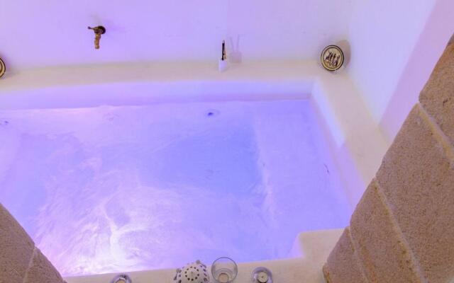 White Stone House 61