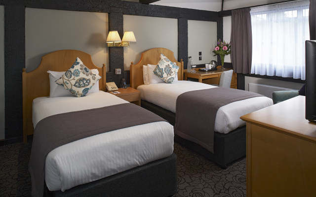 Copthorne Effingham Gatwick Hotel