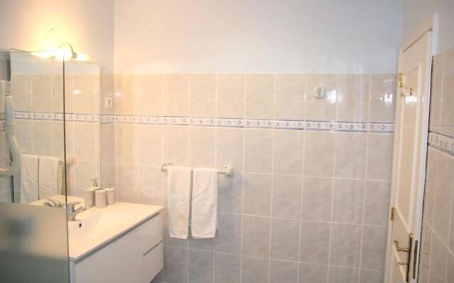 Bungalow with 2 Bedrooms in Sâo Martinho, Funchal, with Wonderful Sea View, Enclosed Garden And Wifi