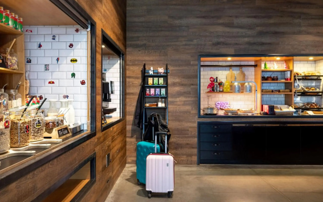 MOXY Frankfurt Eschborn