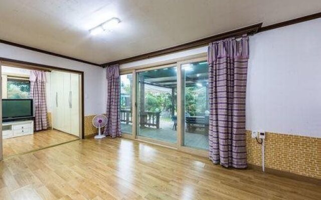 Pocheon Sanulteo Pension