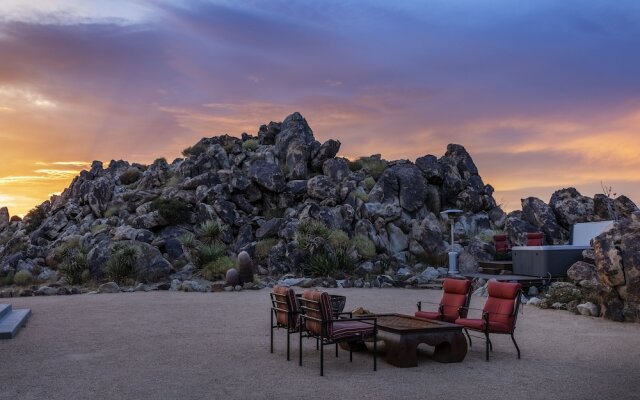 La Luna Azul - Privacy In The Boulders W/ Hot Tub & Fire Pit 2 Bedroom Home by Redawning