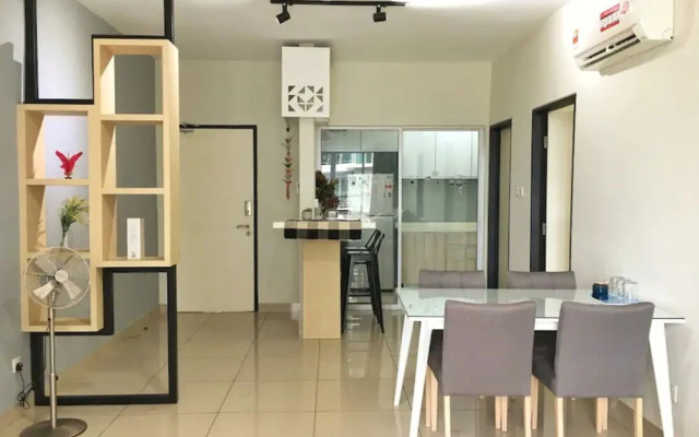 Pacific Place by Arthomer