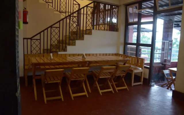 OYO 5034 Living Roof