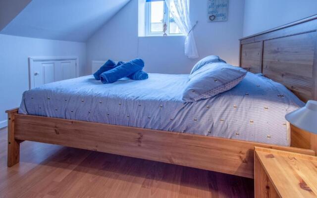 Starfish Apartment - 2 Bedroom - Tenby