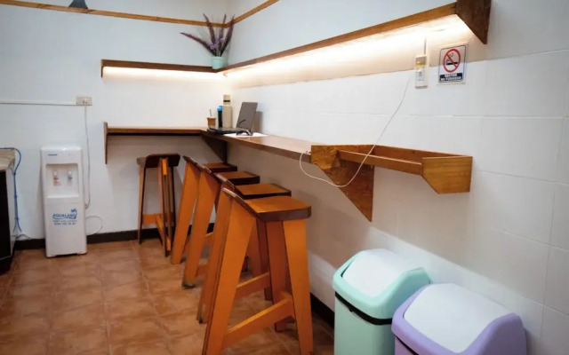 Lead Pods Hostel
