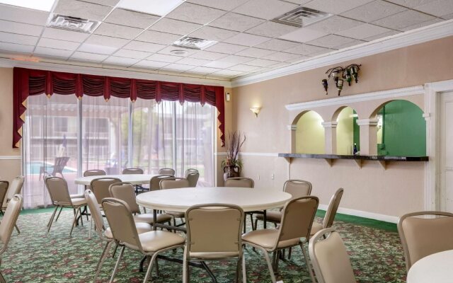 OYO Hotel Baton Rouge - Mead Rd Louisiana