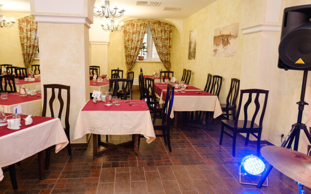 Pantotsentr Olen'Ya Zastava Hotel