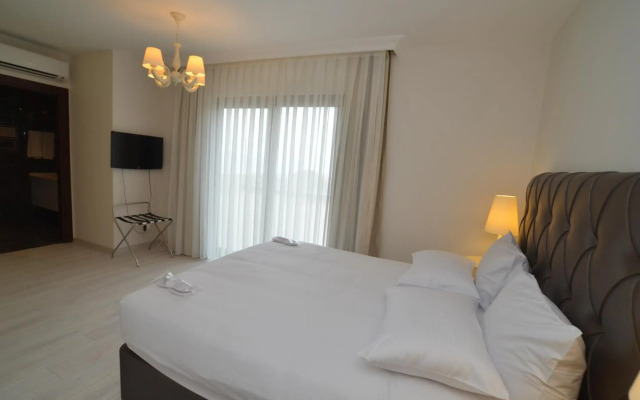 Motali Life Hotel