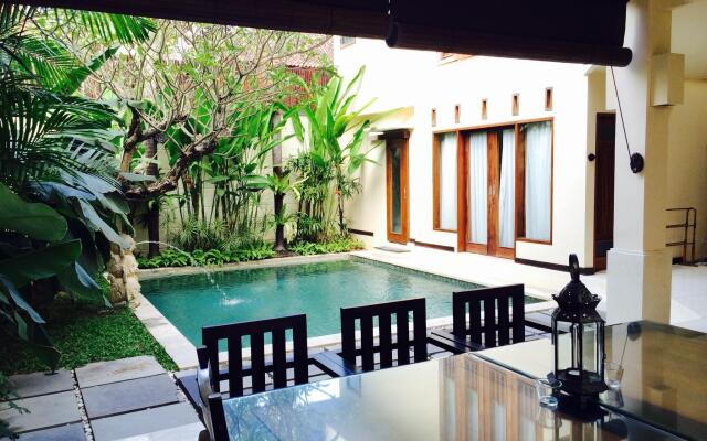 d' Alang Alang Villas