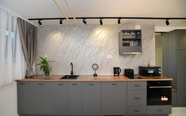 River & Bike Apartment