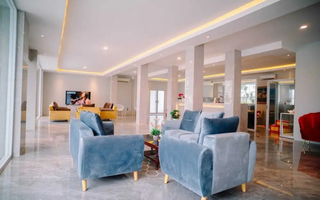 Hotel Grand Luxury Lampung